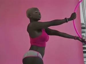 زن عكس هاي حشري و شو ...